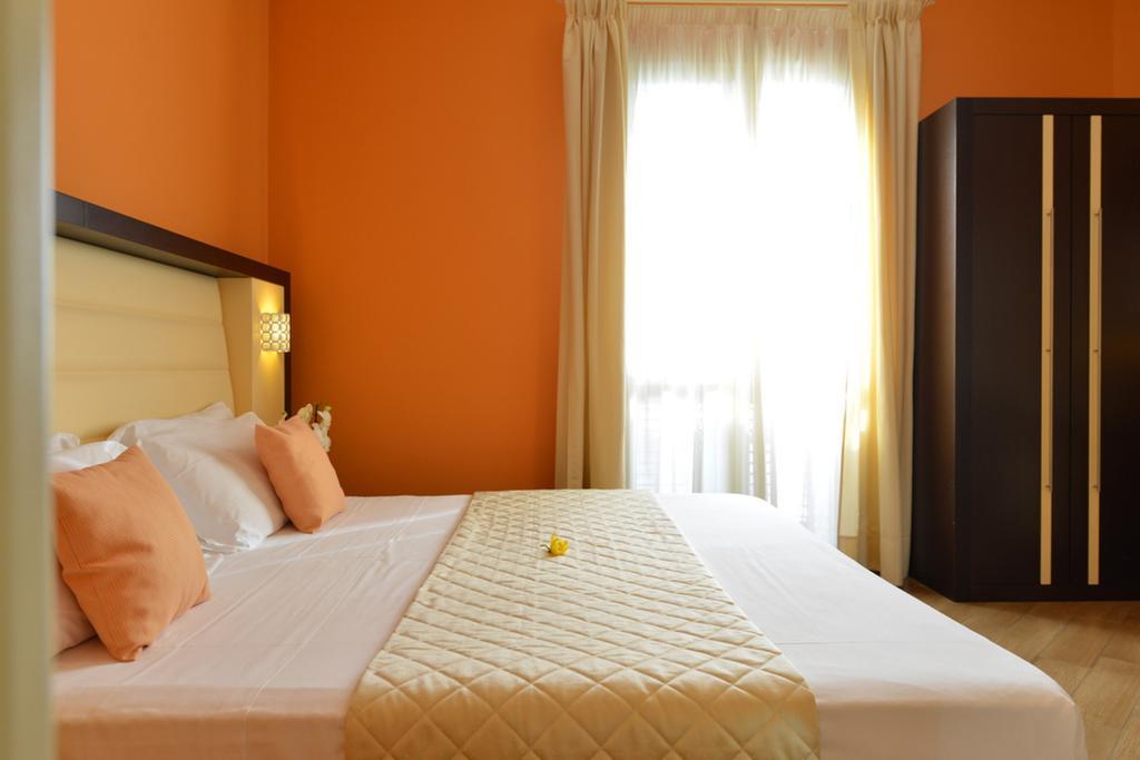 Hotel Rosignano Rosignano Solvay Quarto foto